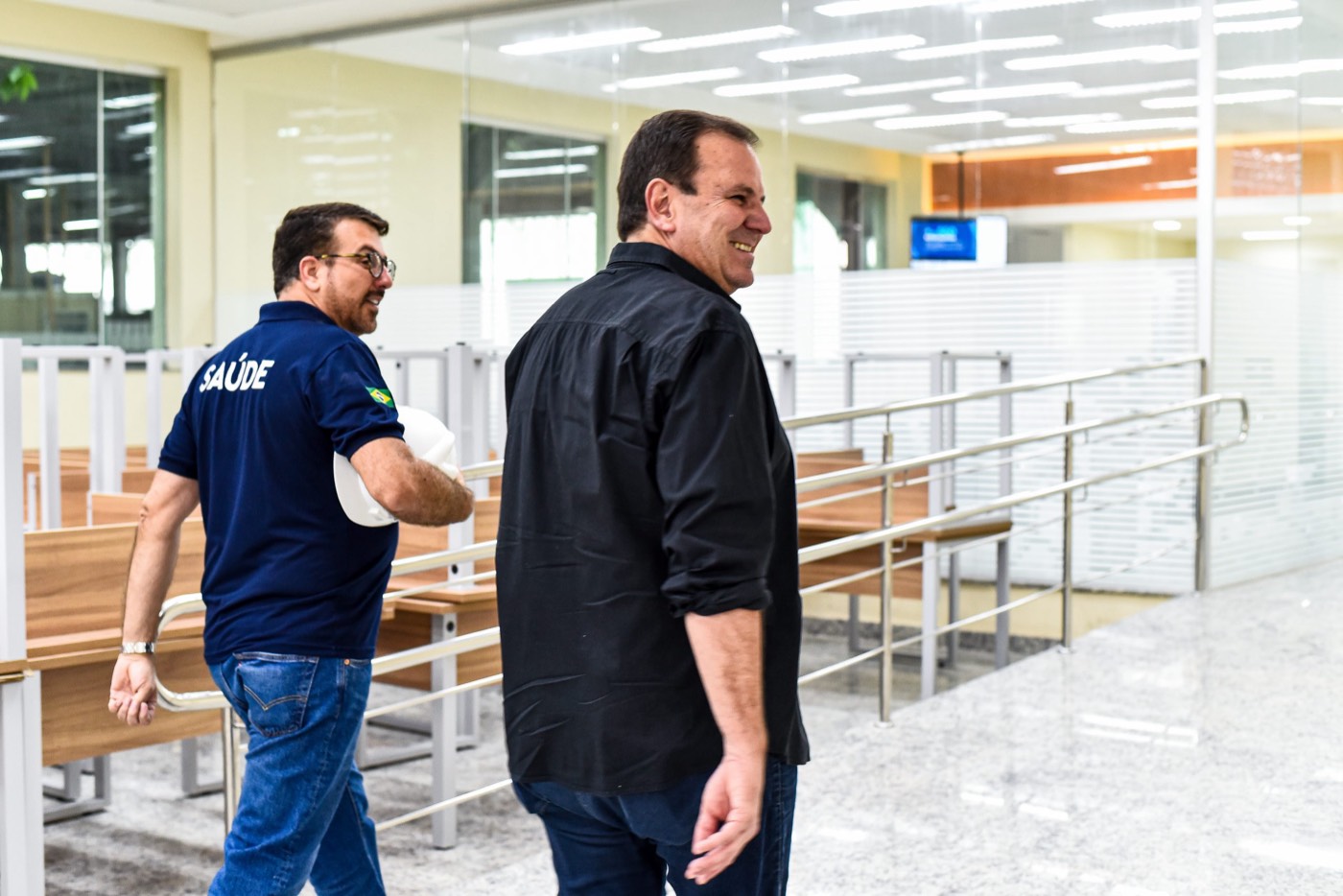 Daniel Soranz e Eduardo Paes vistoriam obras do Super Centro Carioca de Saúde, em Benfica