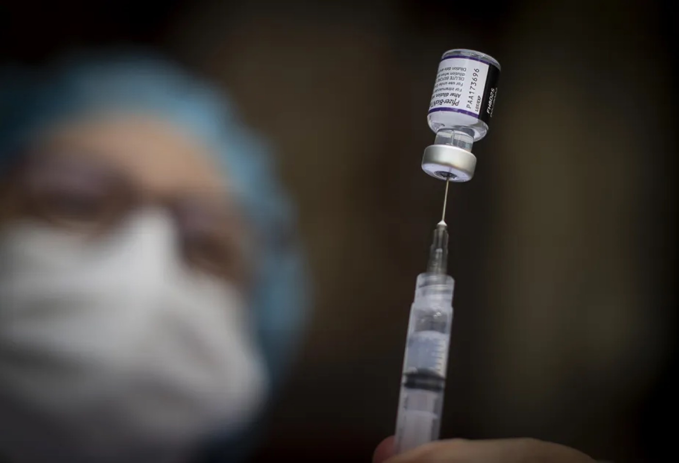 Vacina bivalente contra Covid será liberada para adolescentes acima de 12 anos de idade no Rio