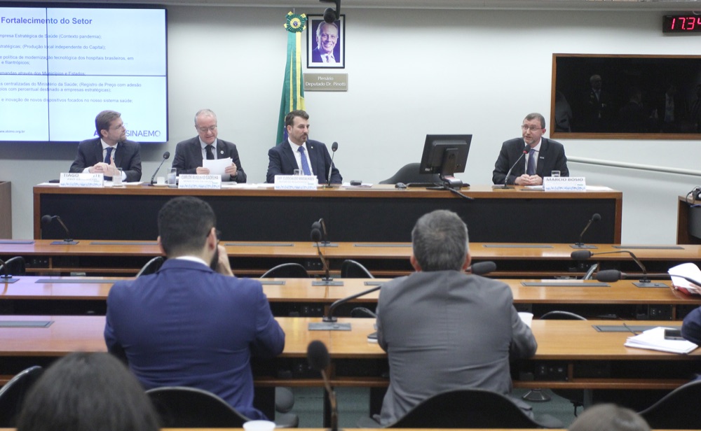 Daniel Soranz une saúde, ciência e fiscalização nas comissões da Câmara dos Deputados